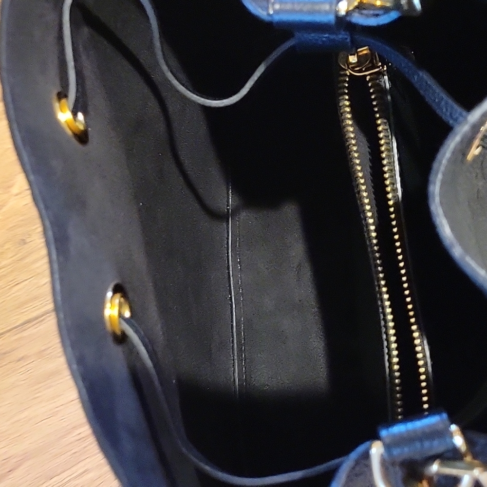 Purse - Picture 4 of 6